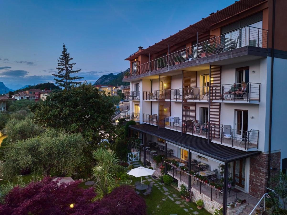 Eco Hotel Ariston Malcesine Exterior photo