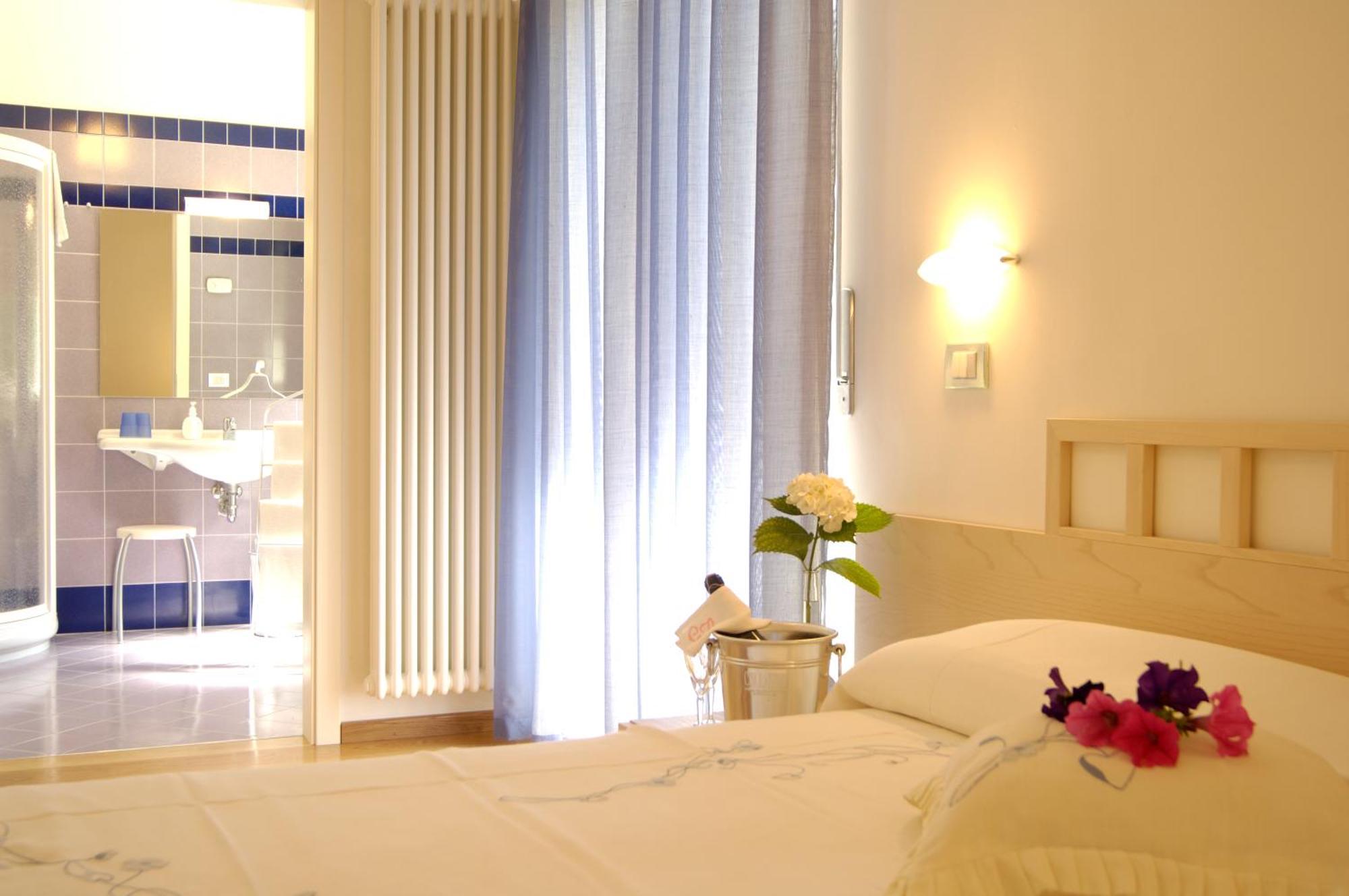 Eco Hotel Ariston Malcesine Exterior photo